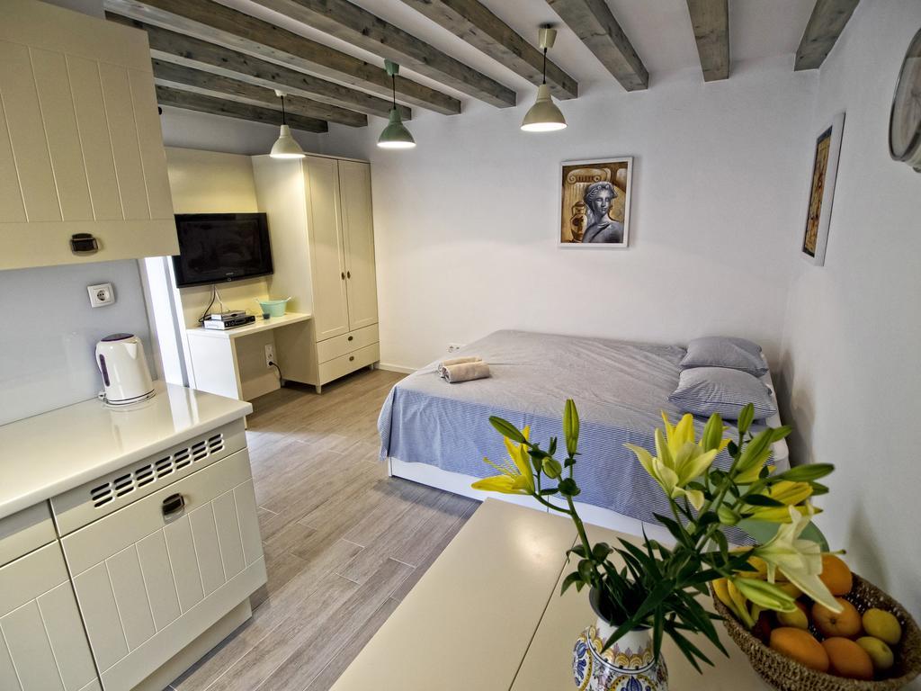 Anja Apartments シベニク 部屋 写真